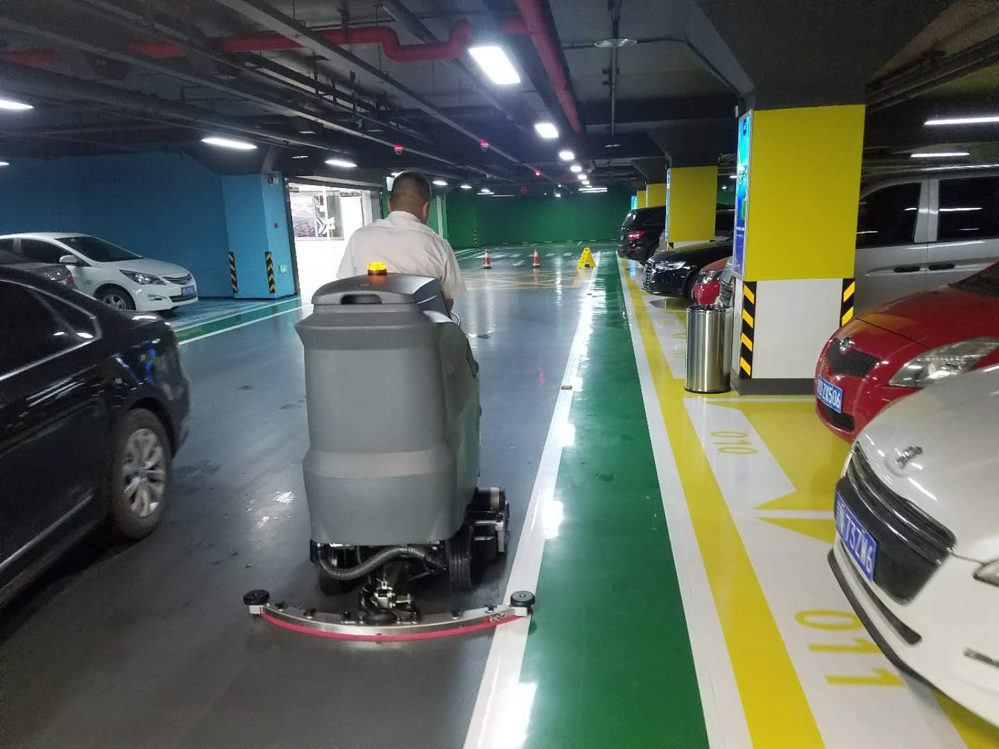 洗地机 洗地机